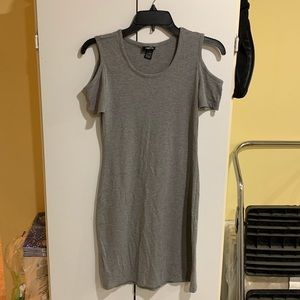 Ribbed cold shoulder dress
